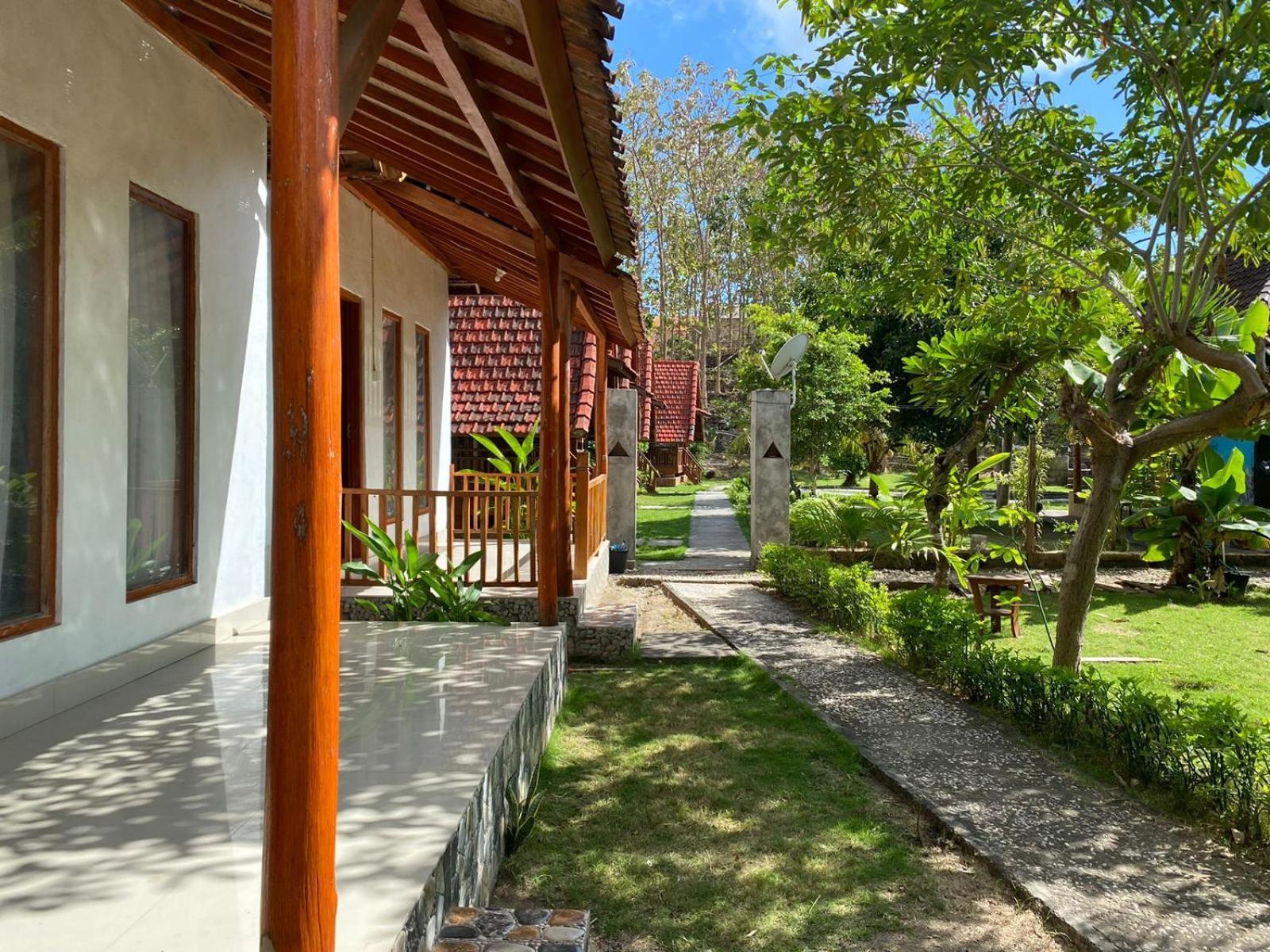 Beautiful House Hotell Batununggul Exteriör bild