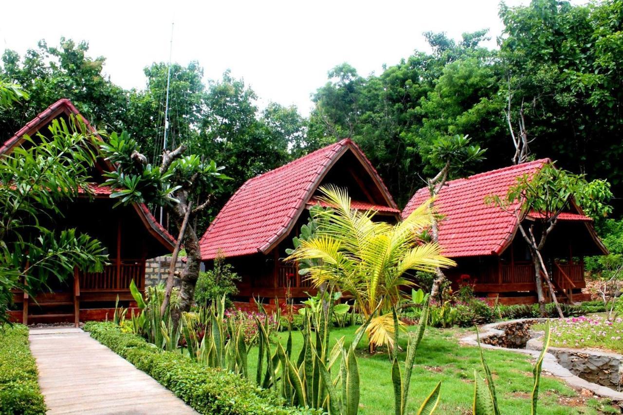 Beautiful House Hotell Batununggul Exteriör bild
