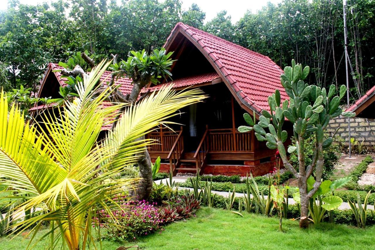 Beautiful House Hotell Batununggul Exteriör bild