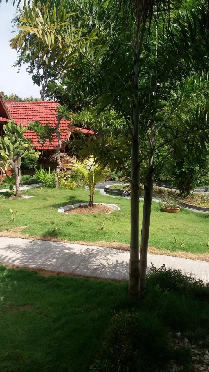 Beautiful House Hotell Batununggul Exteriör bild
